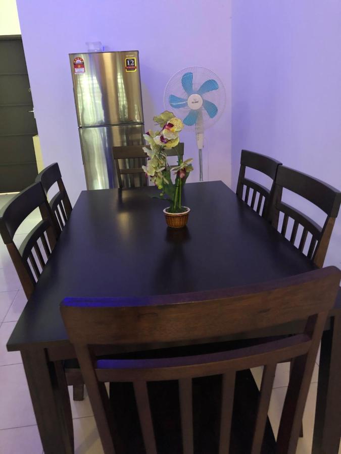 Hasnifana Homestay Seri Iskandar Luaran gambar